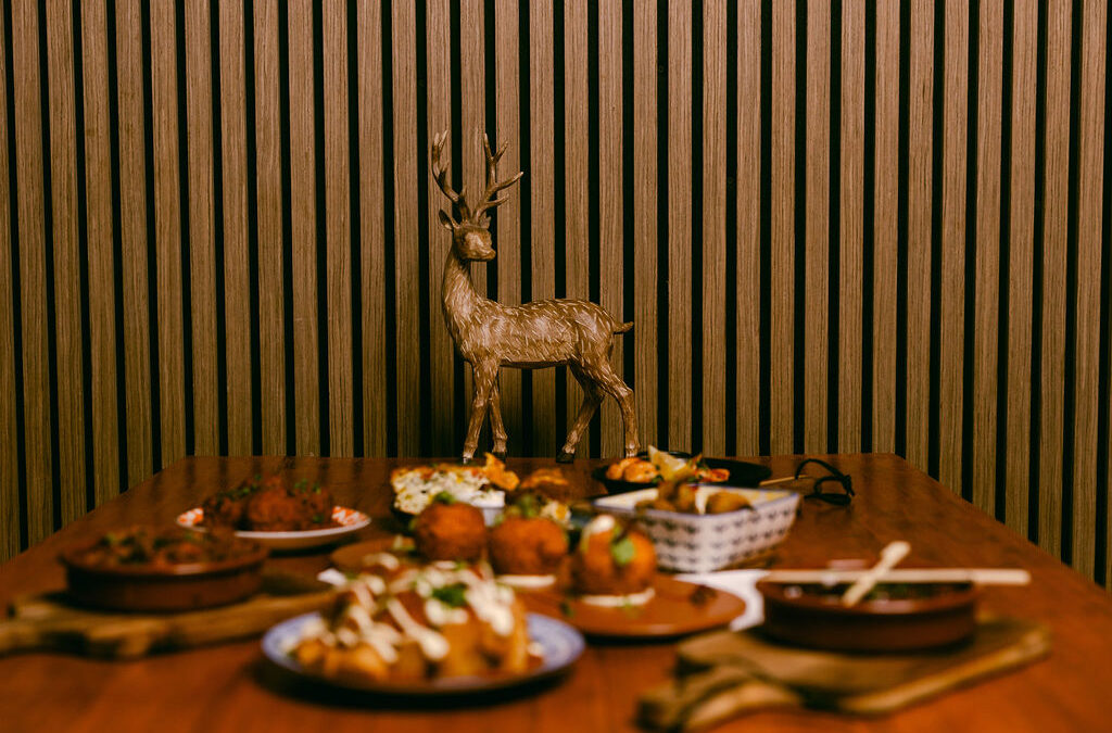 WELCOME TO DEER IN THE DENE